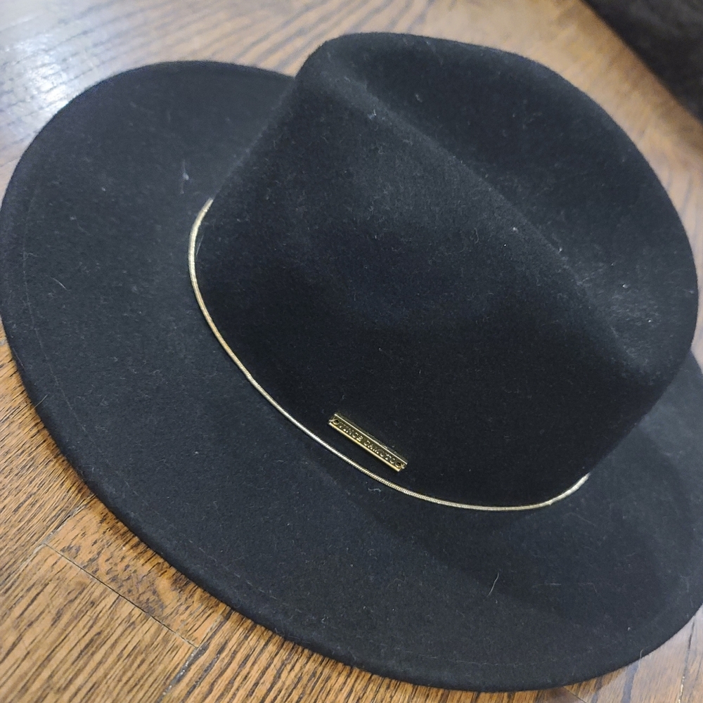 Vince Camuto Hat -women one size, black wool